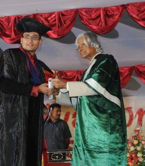 Dr. Vikesh Shah Cancer Immunotherapy Specialist - VyapaarJagat.com/Directory