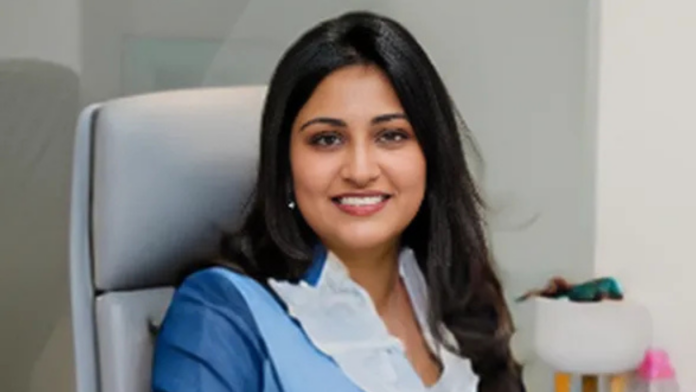Dr. Chaitali Parikh - Vyapaarjagat.com