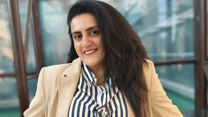 Dr. Jolly Thakker - Vyapaarjagat.com
